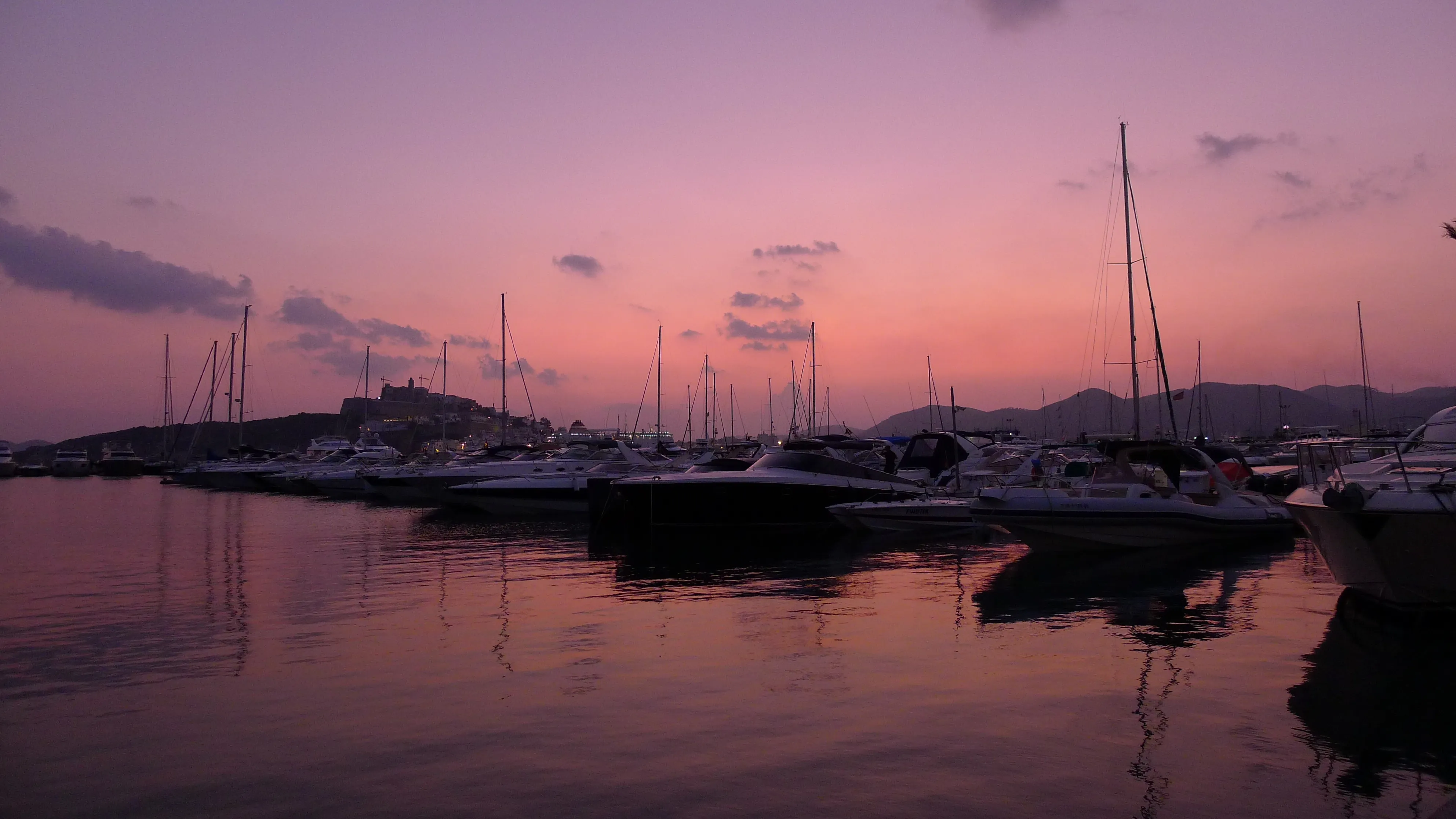 15293186749_ac6f30496c_o